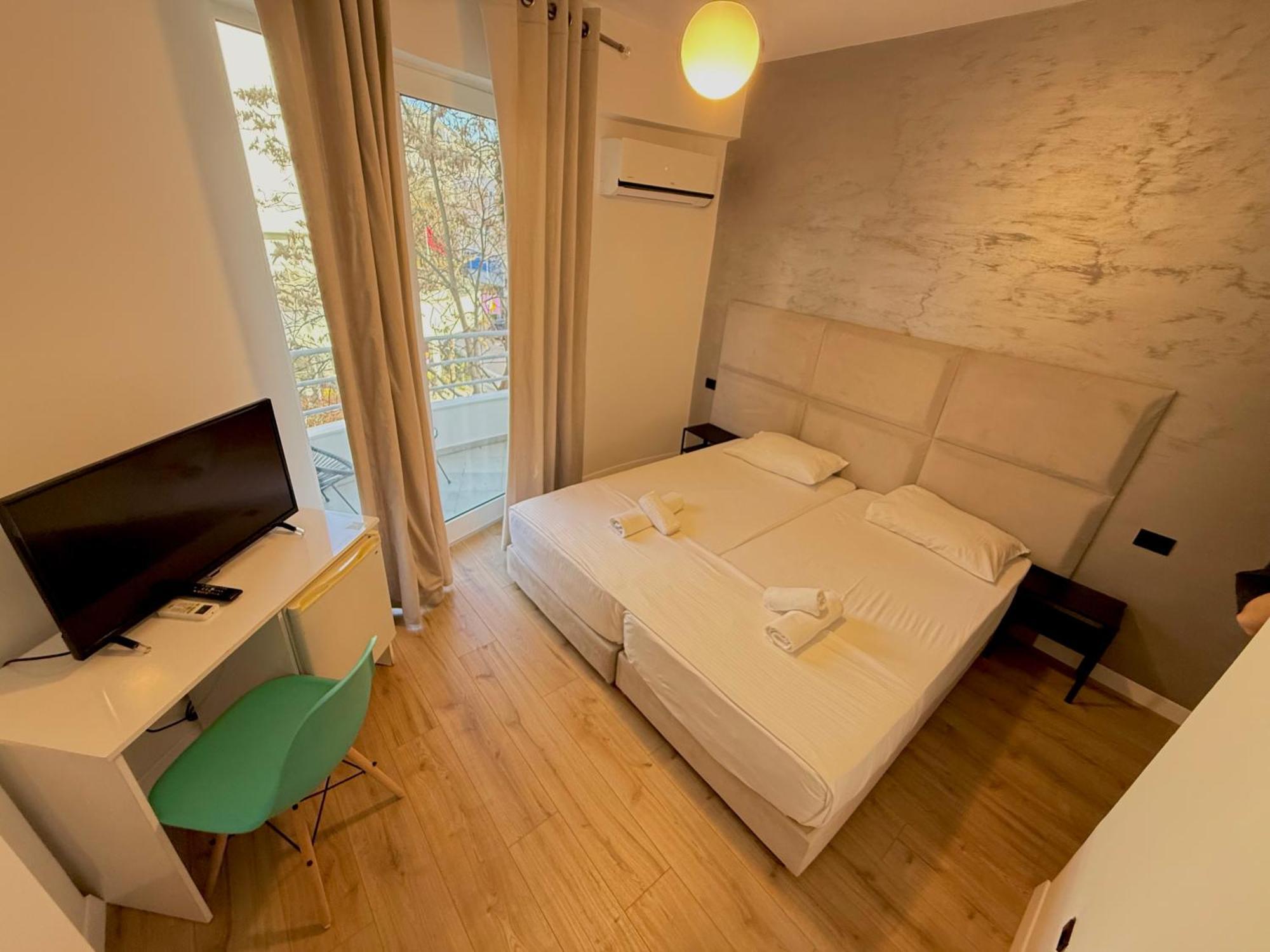 Diamond Boutique 3*